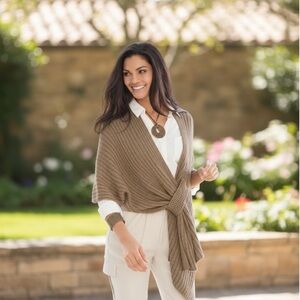 Chico’s Josie Pull-Through Beige/Tan Shrug Sweater Women’s Size S/M